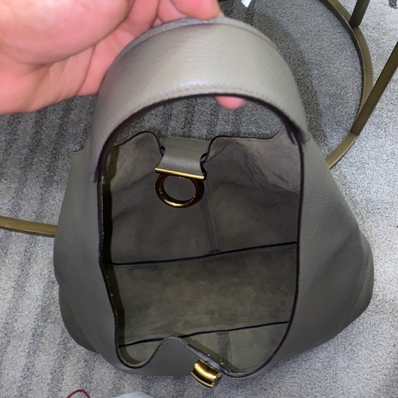 New‼️ SALVATORE FERRAGAMO - Picture 14 of 17